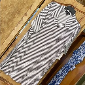 NWT Karen Kane shirt dress Lg